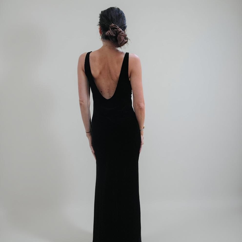 Neiman Marcus Velvet Deep V Black Evening Dress - Picture 4 of 11